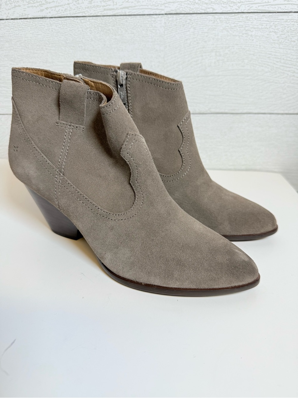 Frye Taupe Suede Ankle Booties with Stacked Heel women’s size 8